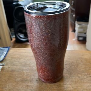 30 oz. Customizable. Tumbler
